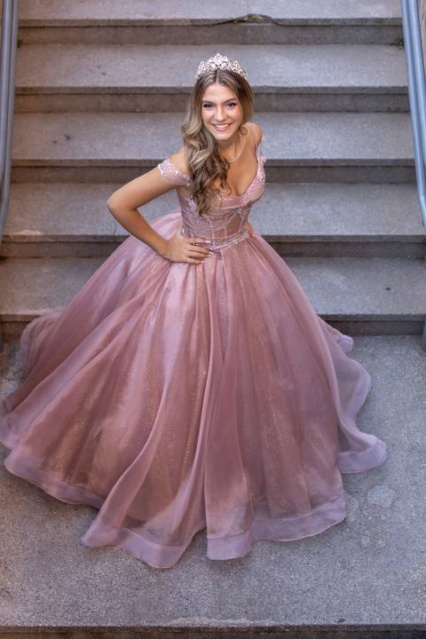 book-ensaio-foto-fotos-fotografia-fotografico-fotografo-photo-shoot-photoshooting-book-externo-urbano-rio-lago-agua-15-anos-quinze-anos-urbano-ao-ar-livre-externo-fabio-martins-foto-equipe-fotografo-profissional-foto-equipe-look-do-dia-adolescente-poa'