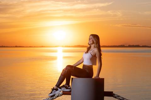 book-ensaio-foto-fotos-fotografia-fotografico-fotografo-photo-shoot-photoshooting-book-externo-urbano-rio-lago-agua-15-anos-quinze-anos-urbano-ao-ar-livre-externo-fabio-martins-foto-equipe-fotografo-profissional-foto-equipe-look-do-dia-adolescente-poa'