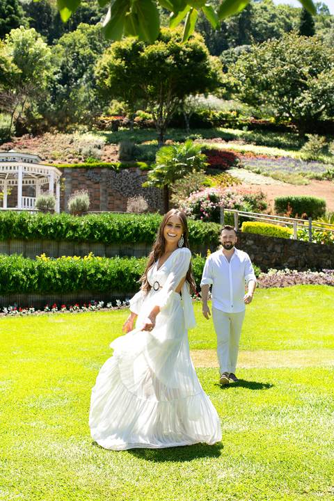 
pré Wedding em gramado - ensaio de pré Wedding em gramado - fotos de casal em gramado – Le Jardin – Colline de France 
'