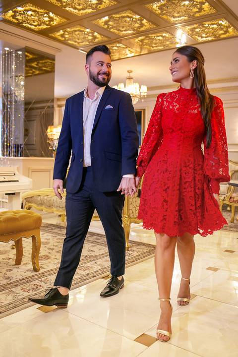 
pré Wedding em gramado - ensaio de pré Wedding em gramado - fotos de casal em gramado – Le Jardin – Colline de France 
'