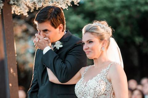 fotos-de-casamento-fotos-noiva-making-of-porto-alegre-casal-noiva-noivo-fotos-fotografia-fotógrafo-porto-alegre-wedding-porto-alegre-fotografo-profissional-vestido-de-noiva-penteado-noiva-casamento'