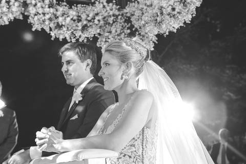 fotos-de-casamento-fotos-noiva-making-of-porto-alegre-casal-noiva-noivo-fotos-fotografia-fotógrafo-porto-alegre-wedding-porto-alegre-fotografo-profissional-vestido-de-noiva-penteado-noiva-casamento'