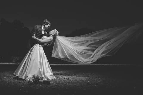 fotos-de-casamento-fotos-noiva-making-of-porto-alegre-casal-noiva-noivo-fotos-fotografia-fotógrafo-porto-alegre-wedding-porto-alegre-fotografo-profissional-vestido-de-noiva-penteado-noiva-casamento'