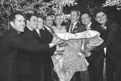 fotos-de-casamento-fotos-noiva-making-of-porto-alegre-casal-noiva-noivo-fotos-fotografia-fotógrafo-porto-alegre-wedding-porto-alegre-fotografo-profissional-vestido-de-noiva-penteado-noiva-casamento'