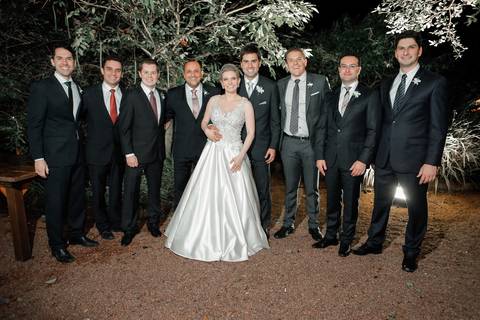 fotos-de-casamento-fotos-noiva-making-of-porto-alegre-casal-noiva-noivo-fotos-fotografia-fotógrafo-porto-alegre-wedding-porto-alegre-fotografo-profissional-vestido-de-noiva-penteado-noiva-casamento'