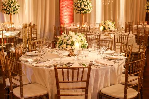 fotos-de-casamento-fotos-noiva-making-of-porto-alegre-casal-noiva-noivo-fotos-fotografia-fotógrafo-porto-alegre-wedding-porto-alegre-fotografo-profissional-vestido-de-noiva-penteado-noiva-casamento'