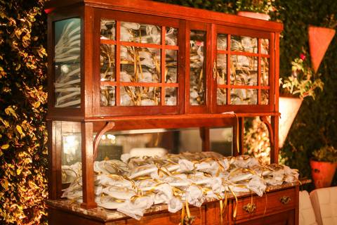 fotos-de-casamento-fotos-noiva-making-of-porto-alegre-casal-noiva-noivo-fotos-fotografia-fotógrafo-porto-alegre-wedding-porto-alegre-fotografo-profissional-vestido-de-noiva-penteado-noiva-casamento'