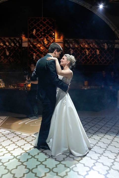 fotos-de-casamento-fotos-noiva-making-of-porto-alegre-casal-noiva-noivo-fotos-fotografia-fotógrafo-porto-alegre-wedding-porto-alegre-fotografo-profissional-vestido-de-noiva-penteado-noiva-casamento'