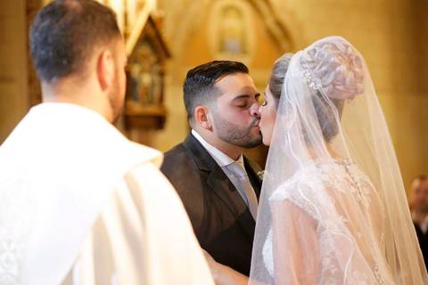 casamento-wedding-igreja-sao-pedro-festa-party-celebração-party-room-porto-alegre-rio-grande-do-sul-casal-cadeados-noivos-casando-querocasar-inspiração-dos-sonhos-icasei-vou-casar-2019-2020-2021-noiva-inesquecivel-noivei-real-fabio-martins-fotografo-poa'