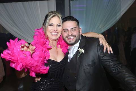 casamento-wedding-igreja-sao-pedro-festa-party-celebração-party-room-porto-alegre-rio-grande-do-sul-casal-cadeados-noivos-casando-querocasar-inspiração-dos-sonhos-icasei-vou-casar-2019-2020-2021-noiva-inesquecivel-noivei-real-fabio-martins-fotografo-poa'