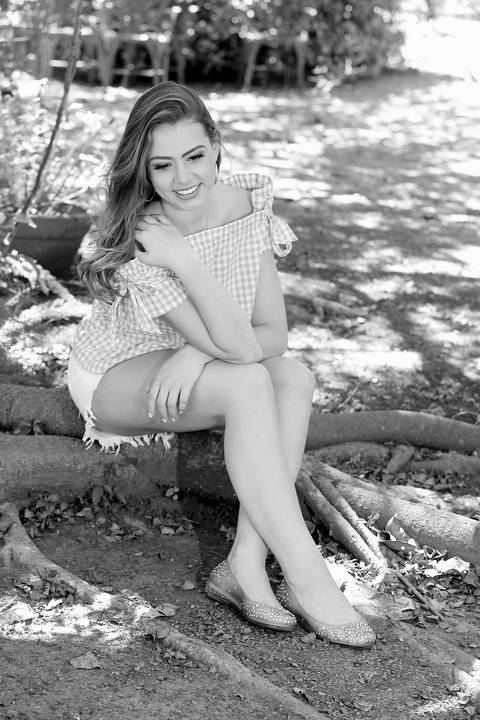 BOOK-DE-15-ANOS-DE-MARCELA-NA-VINICULA-LAURENTIA-fotografia-vinicola-laurentia-book-vinicola-laurentia-fotografo-de-15-anos-porto-alegre-foto-descontraida-fotografia-em-preto-e-branco-fotografia-de-quinze-anos-barra-do-ribeiro-rs-fotografo-fabio-martins'