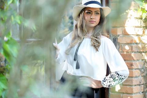 BOOK-DE-15-ANOS-DE-MARCELA-NA-VINICULA-LAURENTIA-fotografia-vinicola-laurentia-book-vinicola-laurentia-fotografo-de-15-anos-porto-alegre-foto-descontraida-fotografia-em-preto-e-branco-fotografia-de-quinze-anos-barra-do-ribeiro-rs-fotografo-fabio-martins'