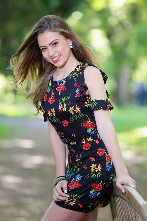 BOOK-DE-15-ANOS-DE-MARCELA-NA-VINICULA-LAURENTIA-fotografia-vinicola-laurentia-book-vinicola-laurentia-fotografo-de-15-anos-porto-alegre-foto-descontraida-fotografia-em-preto-e-branco-fotografia-de-quinze-anos-barra-do-ribeiro-rs-fotografo-fabio-martins'