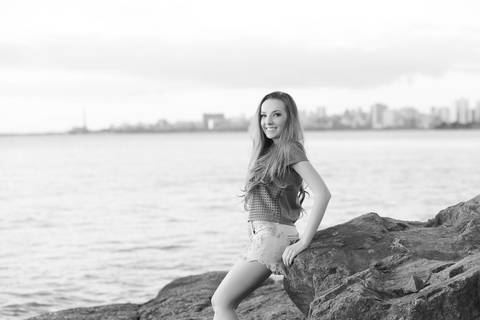 video-street-book-paula-franck-fotografia-fabio-martins-book-de-15-anos-porto-alegre-fotografia-15-anos-fotografia-teen-fotografia-adaolecente-melhor-fotografo-15-anos-porto-alegre-book-em-preto-e-branco-book-ar-livre-book-externo-porto-alegre'