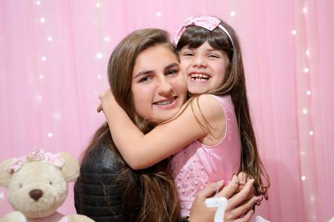 festa-de-aniversario-infantil-de-ursinho-rosa-antonia-feita-por-fabio-martins-fotografo-de-porto-alegre'