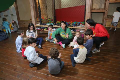 festa-de-aniversario-infantil-de-ursinho-rosa-antonia-feita-por-fabio-martins-fotografo-de-porto-alegre'