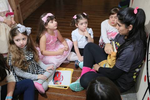 festa-de-aniversario-infantil-de-ursinho-rosa-antonia-feita-por-fabio-martins-fotografo-de-porto-alegre'