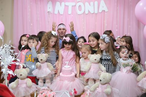 festa-de-aniversario-infantil-de-ursinho-rosa-antonia-feita-por-fabio-martins-fotografo-de-porto-alegre'