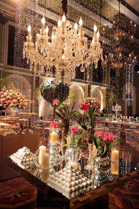 fotografia-decoracao-de-casamento-decoracao-de-festa-chique-decoraca-festa-luxuosa-decoracao-salmao-decoracao-rose-gold-decoracao-com-cortina-de-luzes-decoracao-com-rosas-decoracao-sala-grande-festa-associacao-leopoldina-junivel-porto-alegre-fabio-martins'
