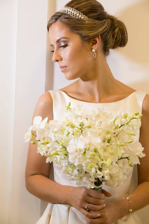 noiva-com-buque-branco-casamento-igreja-conceiçao-festa-de-casamento-no-ALJ-casamento-no-juvenil-festa-de-casamento-no-juvenil-casamento-no-ALJ-casamento-na-associação-leopoldina-juvenil-fotografo-de-casamento-fabio-martins-fotografo-casamento-poa'