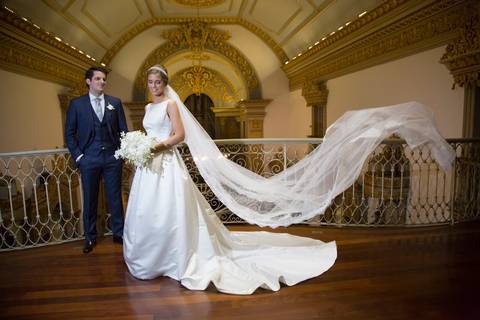 noivos-casal-beijo-altar-casamento-igreja-conceiçao-festa-de-casamento-no-ALJ-casamento-no-juvenil-festa-de-casamento-no-juvenil-casamento-no-ALJ-casamento-associação-leopoldina-juvenil-fotografo-de-casamento-fabio-martins-fotografo-casamento-porto-alegre'