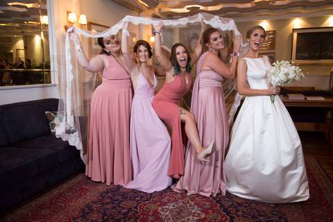 madrinhas-vestido-rosa-casamento-igreja-conceiçao-festa-de-casamento-no-ALJ-casamento-no-juvenil-festa-de-casamento-no-juvenil-casamento-no-ALJ-casamento-associação-leopoldina-juvenil-fotografo-de-casamento-fabio-martins-fotografo-casamento-porto-alegre'