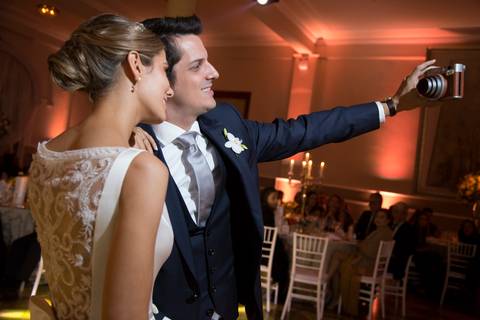 homenagem-amigos-festa-casamento-igreja-conceiçao-festa-de-casamento-no-ALJ-casamento-no-juvenil-festa-de-casamento-no-juvenil-casamento-no-ALJ-casamento-associação-leopoldina-juvenil-fotografo-de-casamento-fabio-martins-fotografo-casamento-porto-alegre'