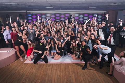 15-anos-sogipa-15-anos-salaoa-hannover-festa-quinze-anos-vestido-quinze-anos-azul-vestido-15-anos-rosa-foto-p&b-15-anos-com-amiga-15-anos-com-irma-festa-15-anos-porto-alegre-fotografo-15-anos-porto-alegre-fotografo-fabio-martins-foto-equipe-sogipa'