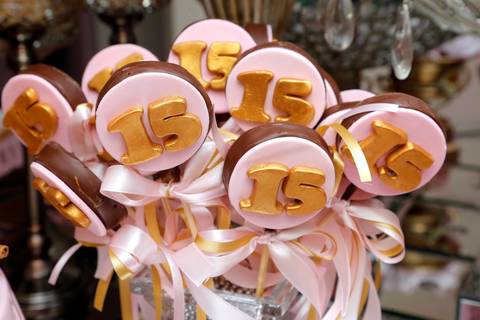 festa-15-anos-sociedade-libanesa-fotografo-fabio-martins-porto-alegre-mesa-de-doces'