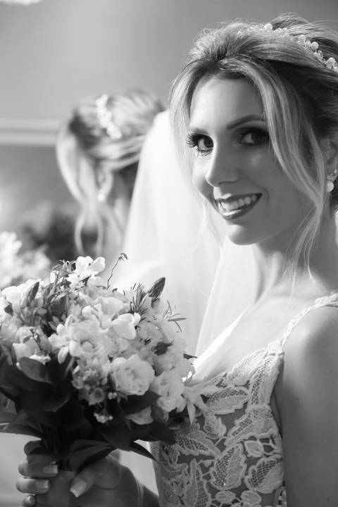 casamento-Igreja-sao-pedro-festa-casa-vetro-fotografo-fabio-martins-porto-alegre-carolina-e-lucas-vestido-para-noivas-foto-preto-e-branco-buque-de-noiva'