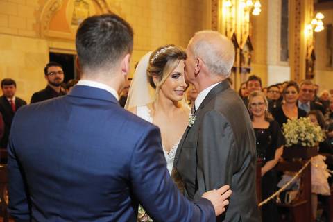 casamento-Igreja-sao-pedro-festa-casa-vetro-fotografo-fabio-martins-porto-alegre-carolina-e-lucas-noiva-no-altar'