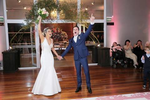 casamento-Igreja-sao-pedro-festa-casa-vetro-fotografo-fabio-martins-porto-alegre-carolina-e-lucas-festa-de-casamento'