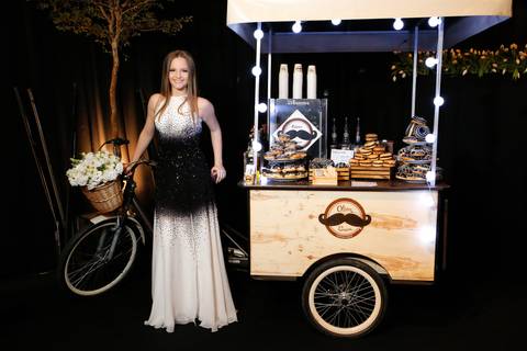festa-15-anos-porto-alegre-casa-vetro-fotografo-15-anos-porto-alegre-fotografo-fabio-martins-15-anos-mariana-pydd-fotos-15-anos-atracao-culinaria-para-festa-15-anos'