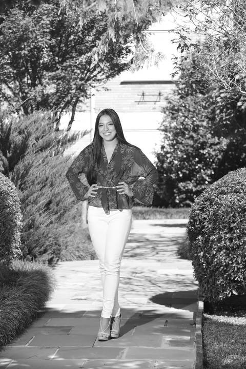 book-15-anos-book-fotografico-profissional-fotografo-porto-alegre-fabio-martins-buque-15-anos-book-quinze-anos-poa-ensaio-ar-livre-book-externo-praça-verde-flores-amigas-book-amizade'