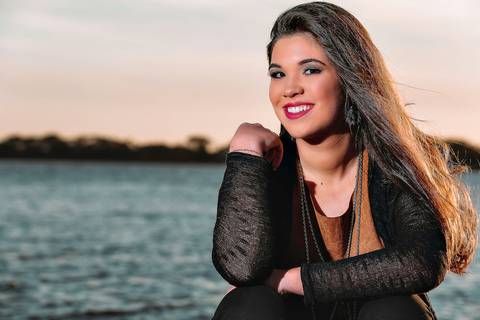 book-ensaio-foto-fotos-fotografia-fotografico-fotografo-photo-shoot-photoshooting-book-externo-urbano-rio-lago-agua-15-anos-quinze-anos-urbano-ao-ar-livre-externo-fabio-martins-foto-equipe-fotografo-profissional-foto-equipe-look-do-dia-adolescente-poa'