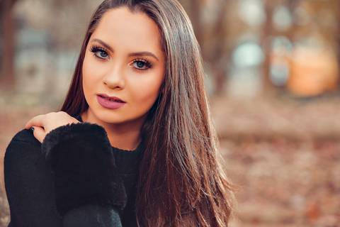 fotografia-15-anos-book-de-15-anos-foto-outono-foto-em-parque-book-outono-fotografia-com-folhas-fotografia-em-parque-book-15-anos-porto-alegre-book-fotografo-porto-alegre-book-15-anos-fotografo-fabio-martins-book-15-anos-fabio-martins-foto-equipe'