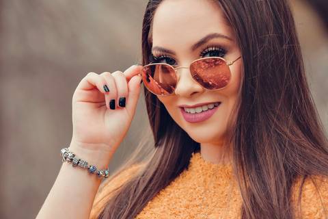 fotografia-15-anos-book-de-15-anos-foto-outono-foto-em-parque-book-outono-fotografia-com-folhas-fotografia-em-parque-book-15-anos-porto-alegre-book-fotografo-porto-alegre-book-15-anos-fotografo-fabio-martins-book-15-anos-fabio-martins-foto-equipe'