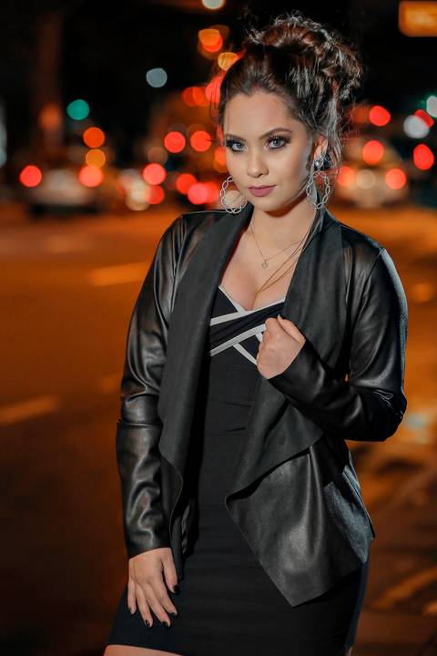 fotografia-15-anos-book-de-15-anos-foto-outono-foto-em-parque-book-outono-fotografia-com-folhas-fotografia-em-parque-book-15-anos-porto-alegre-book-fotografo-porto-alegre-book-15-anos-fotografo-fabio-martins-book-15-anos-fabio-martins-foto-equipe'