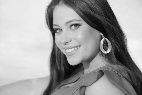 book-15-anos-buque-ensaio-fotografico-fotografo-profissional-book-na-praia-15-anos-fabio-martins-fotografo-15-anos-book-festa-15-anos-pré-15-anos-quinze-anos-fotografia-na-praia-dunas-areia-saida-de-praia-laranja'