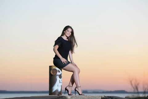 book-15-anos-buque-ensaio-fotografico-fotografo-profissional-book-na-praia-15-anos-fabio-martins-fotografo-15-anos-book-festa-15-anos-pré-15-anos-quinze-anos-fotografia-na-praia-dunas-areia-saida-de-praia-urbano-book-por-do-sol-guaiba-ibere-camargo-pontal'