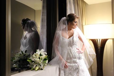 sapatos-de-noite-salto-alto-noiva-casamento-porto-alegre-making-of-noiva-maquiagem-para-noivas-penteado-para-noivas-vestido-de-noiva-veu-de-noiva-acessorios-para-casamento-fotografia-casamento-fotografo-de-casamentos-fotografo-porto-alegre-fabio-martins'