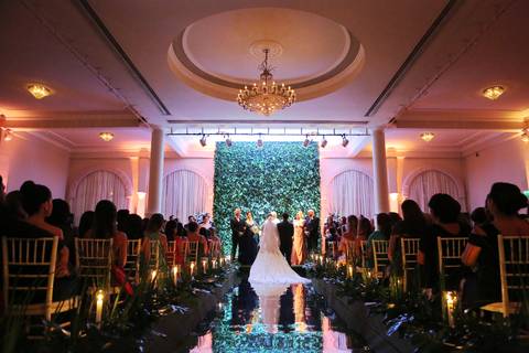 cerimonia-casamento-salao-imperatriz-associacao-leopoldina-juvenil-entrada-noiva-troca-de-votos-casamento-porto-alegre-fabio-martins-fotografo-de-casamentos-filmagem-fmfilms-casamento-lindo-casamento-chique-decoracao-de-cerimonia-de-casamento'