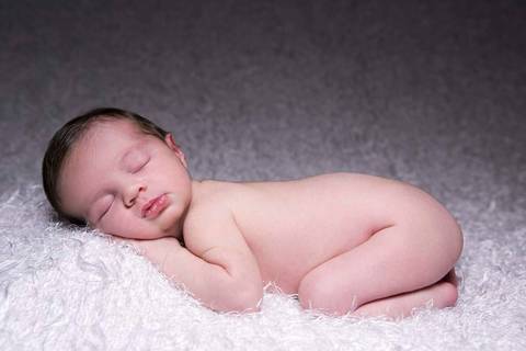 newborn-ensaio-gestante-recem-nascido-fotografo-profissional-porto-alegre-gravida-aespera-doce-espera-meu-mundo-rosa-newbornphotography-newborns-newborngirl-newbornposing-momtobe-newbornart-newbornshoot-acompanhamento-mensal-bebe-foto-bebe-fabio-martins'