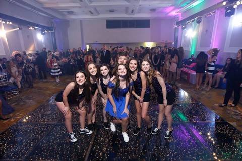 fotografia-festa-de-15-anos-aniversário-debutante-debut-2019-debutante2020-inesquecivel-foto-festa-vestido-sapato-maquiagem-adolescente-fabio-martins-fotografo-profissional-porto-alegre-party-photography-photos-shoot'