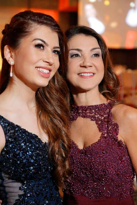 formatura-formanda-puc-pucrs-universidade-faculdade-curso-direito-direitopuc-porto-alegre-formatura-formei-fotografo-foto-fotos-fotografia-fotografos-profissional-porto-alegre-colação-de-grau-prova-de-togas-recepção-fabio-martins-photographer-photos'