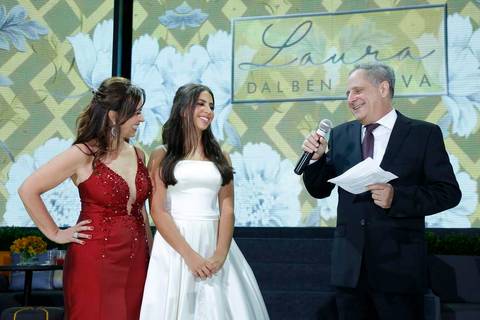 foto-fotos-fotografia-photo-shoot-foto15anos-festa-festalinda-festa15anos-debut-debutante-debutando-2019-2020-maquiagem-teen-jovem-making-og-aniversario-quinzeanos-quinze-fifteen-party-fotografo-fotografos-fabio-martins-porto-alegre-associação-leopoldina'