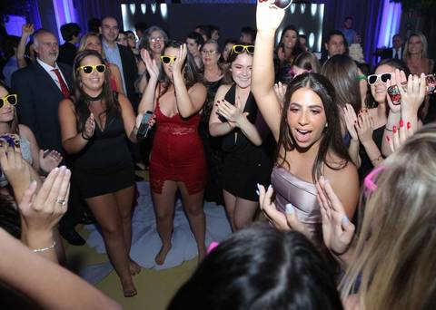 foto-fotos-fotografia-photo-shoot-foto15anos-festa-festalinda-festa15anos-debut-debutante-debutando-2019-2020-maquiagem-teen-jovem-making-og-aniversario-quinzeanos-quinze-fifteen-party-fotografo-fotografos-fabio-martins-porto-alegre-associação-leopoldina'