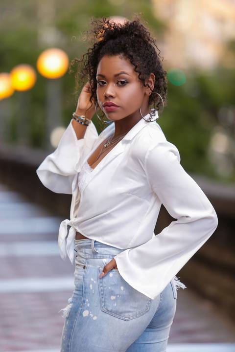 book-ensaio-foto-photo-shoot-photoshoot-fotografo-fotografico-profissional-porto-alegre-urbano-ar-livre-moderno-urbangirl-urbanconcept-fabio-martins-foto-equipe-15-anos-quinze-fifteen-book-centro-porto-alegre-historico-viduto-otavio-rocha-marinha-orla'