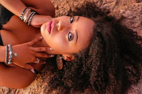 book-ensaio-foto-photo-shoot-photoshoot-fotografo-fotografico-profissional-porto-alegre-urbano-ar-livre-moderno-urbangirl-urbanconcept-fabio-martins-foto-equipe-15-anos-quinze-fifteen-book-centro-porto-alegre-historico-viduto-otavio-rocha-marinha-orla'