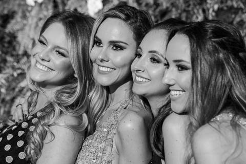 formatura-formanda-formando-meformei-medicina-futura-medica-ufrgs-universidade-federal-rio-grande-do-sul-federal-gaucha-porto-alegre-foto-fotos-fotografo-profissional-colação-de-grau-prova-de-togas-salao-de-atos-fabio-martins-foto-equipe-proffisional'